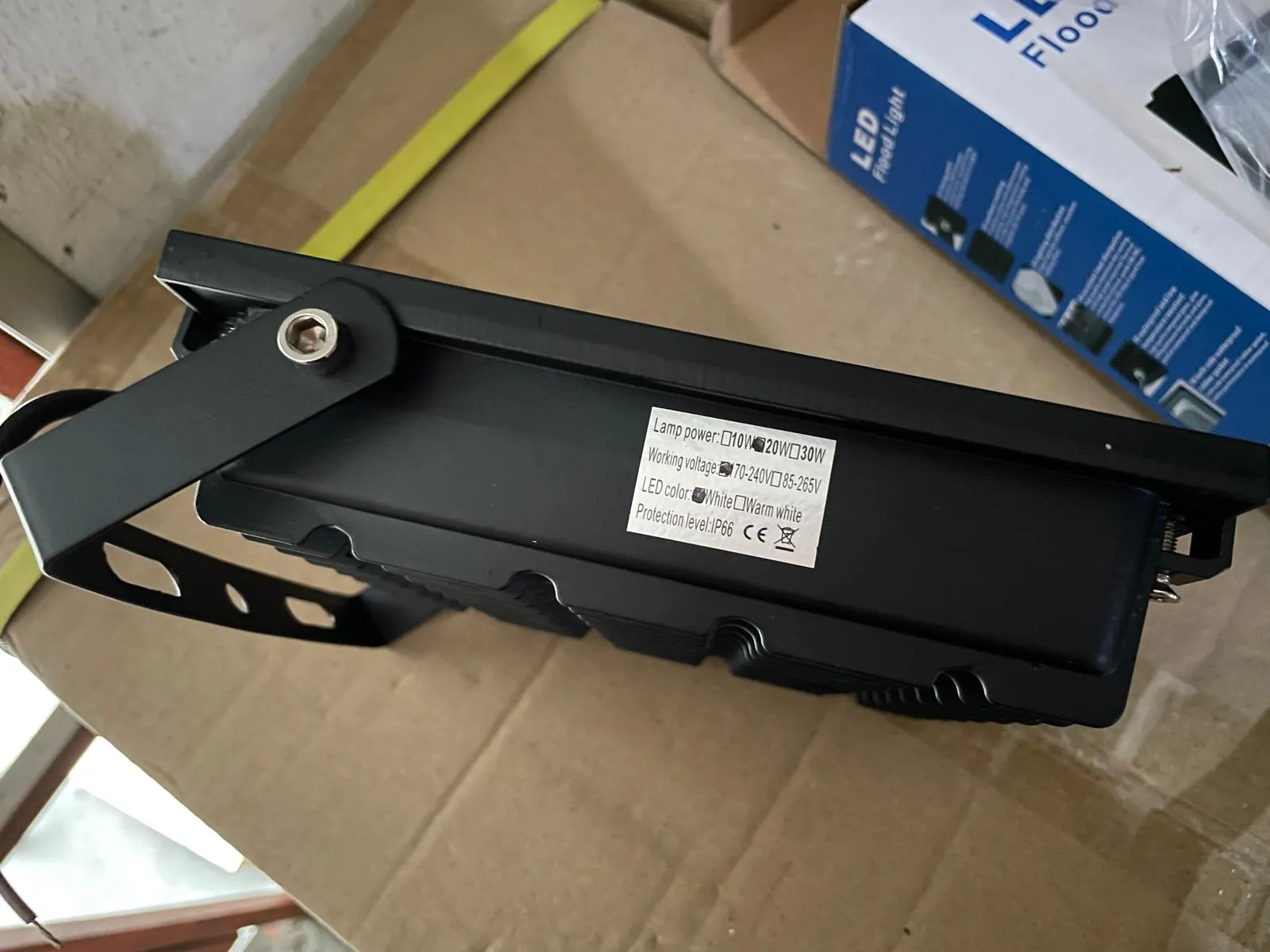 Aiko 20W Led Sport Lamp | Model : LED-GYLF20A2