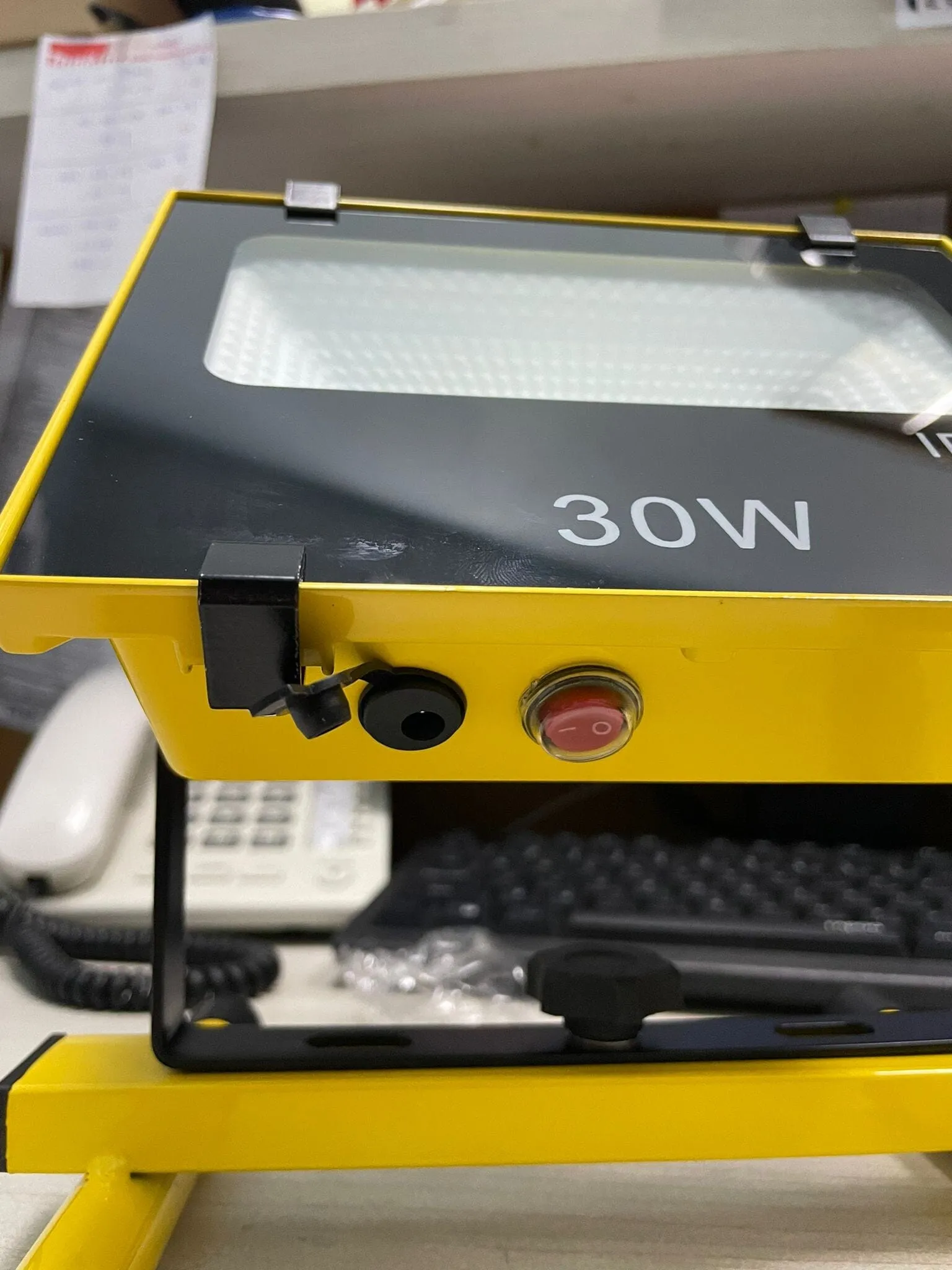 AIKO 30W LED Rechargeable Sport Lamp Flood Light | Model : LED-GYRLF30A3
