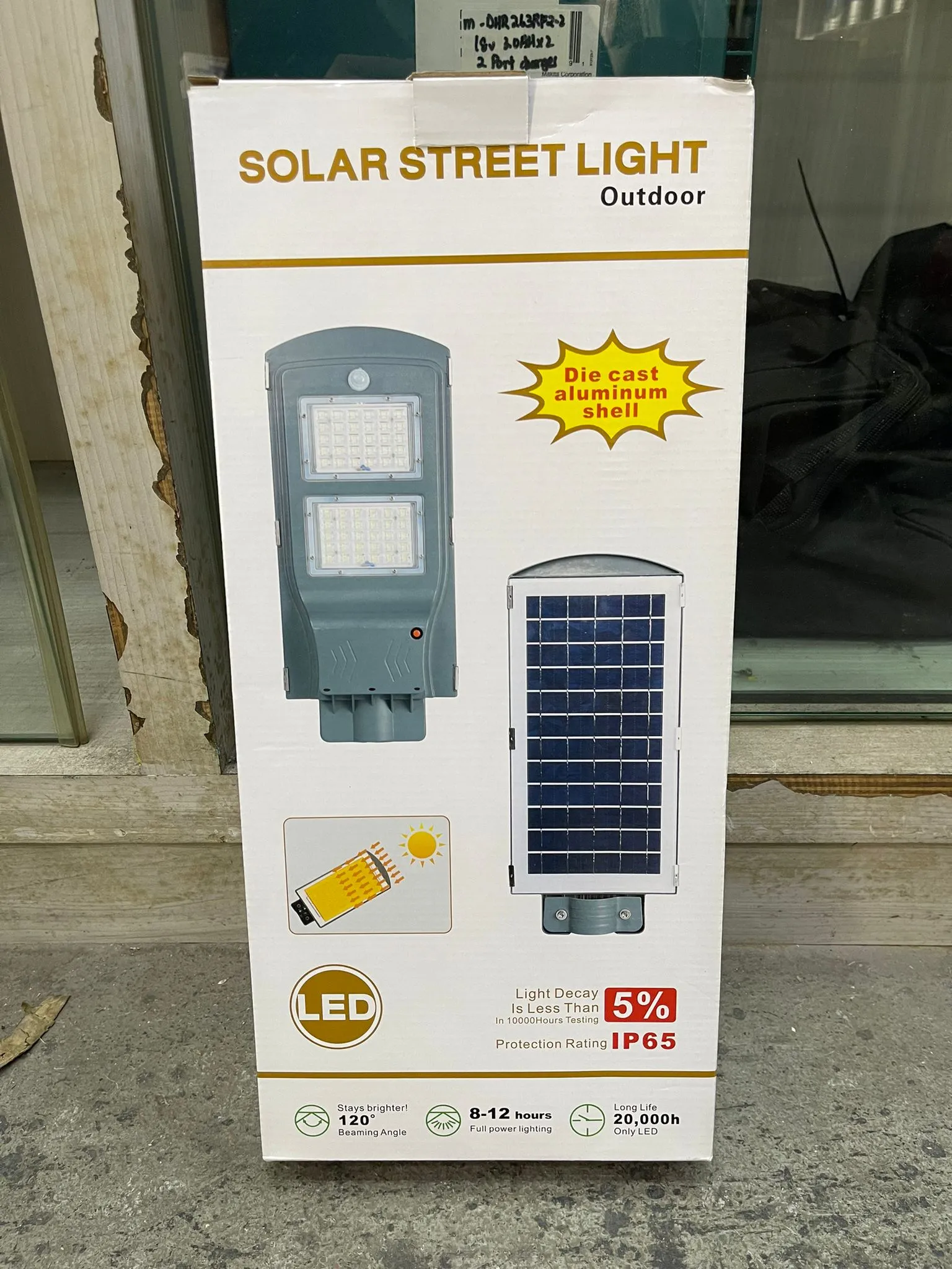 Aiko 60W Led Solar Lamp | Model : LED-GYSSLB60W