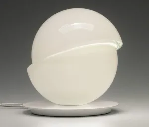 Axo Light Aibu shiny white safety glass table lamp