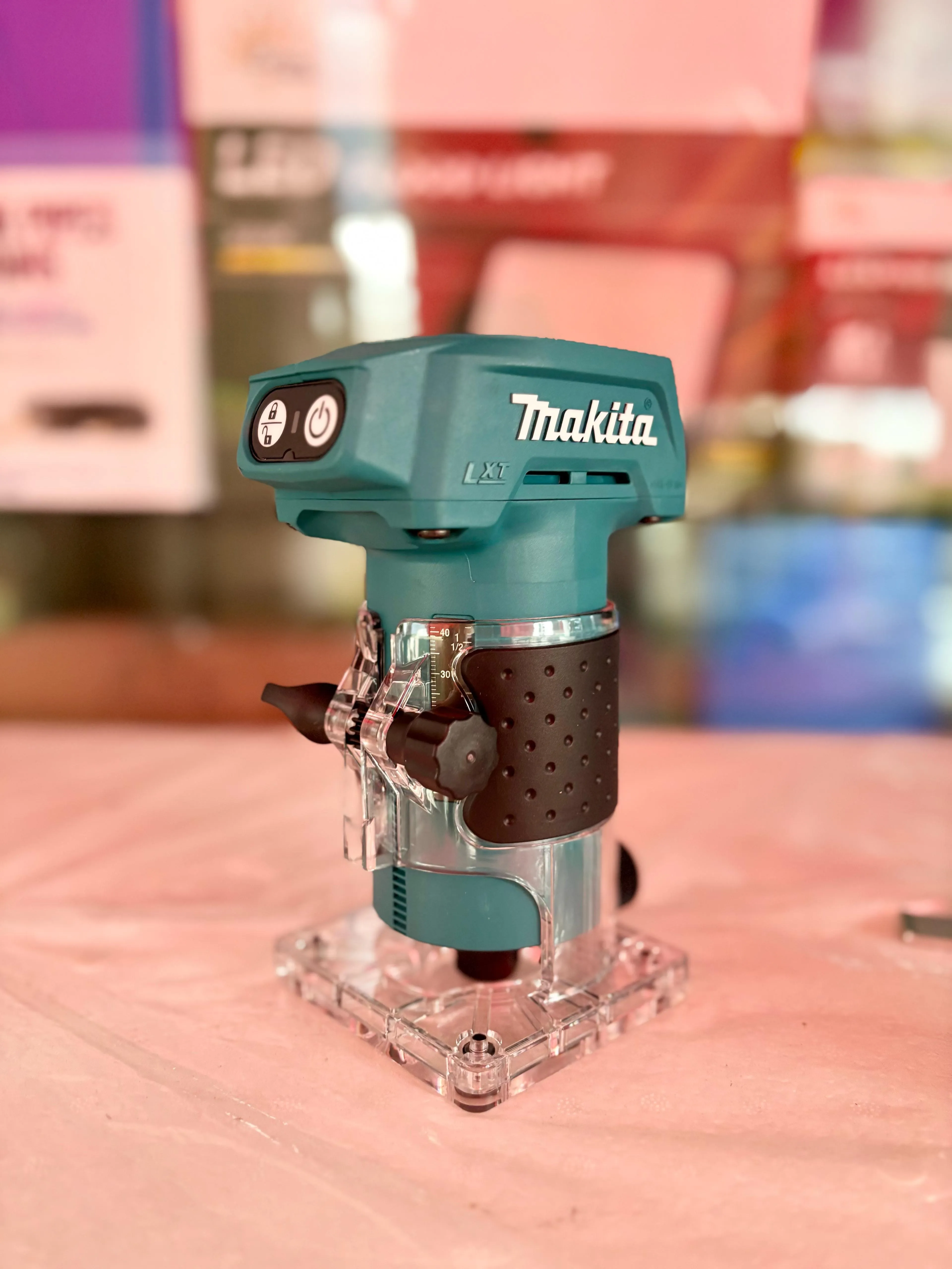 Makita DC Trimmer DRT52Z (18V,Bare Unit) | Model: M-DRT52Z