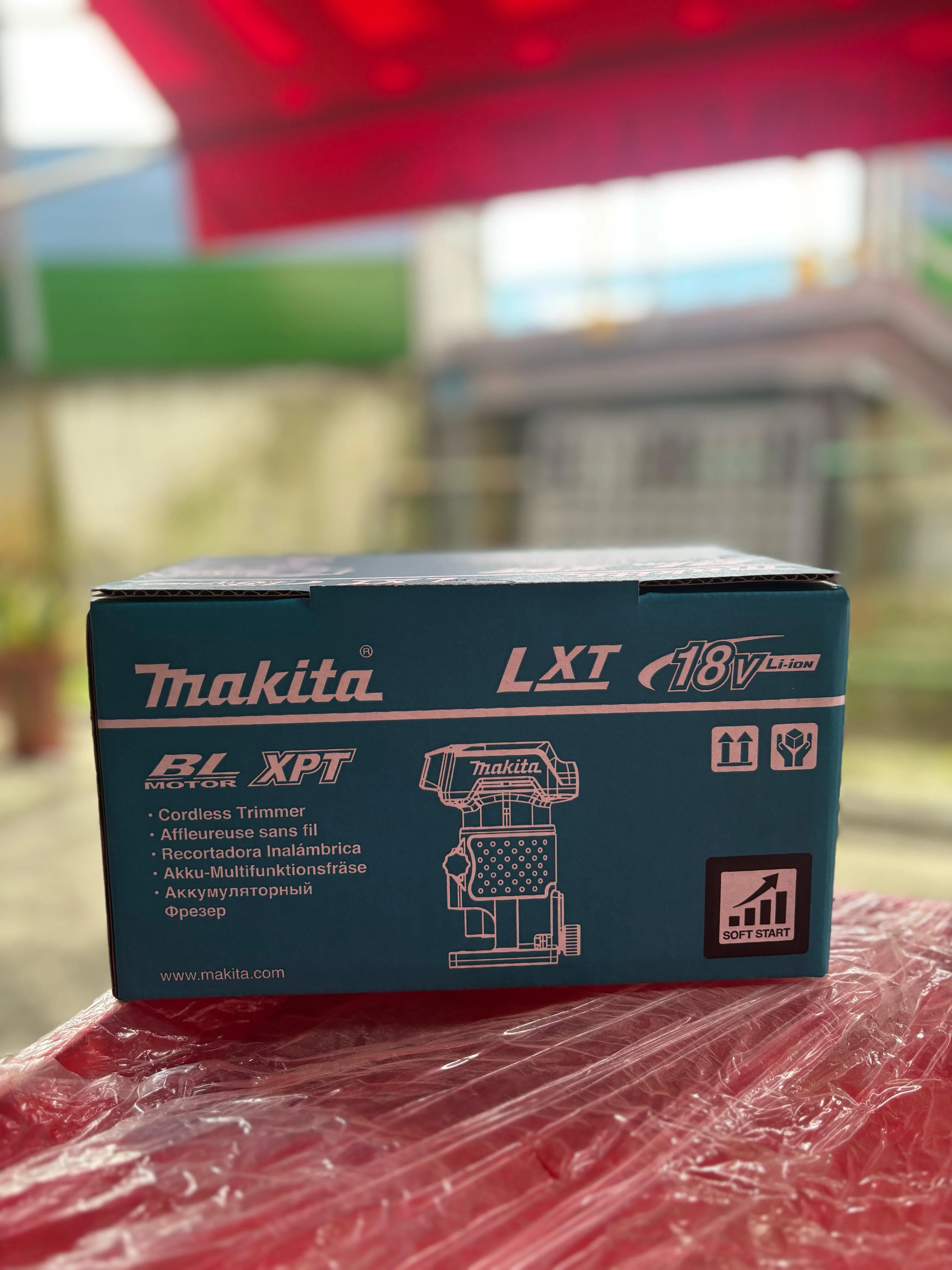 Makita DC Trimmer DRT52Z (18V,Bare Unit) | Model: M-DRT52Z