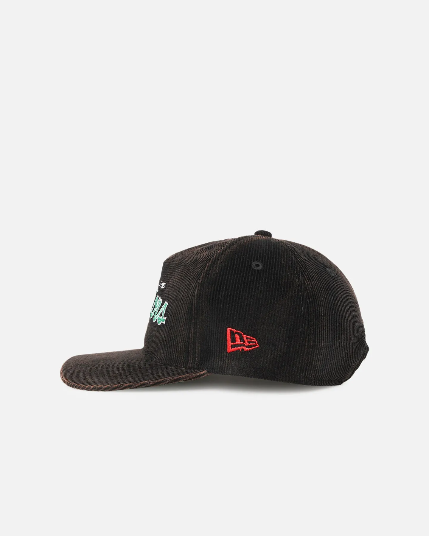 New Era New Zealand Warriors 'NRL Golfer Washed Black' Pre-Curved Corduroy Golfer Snapback Washed Black