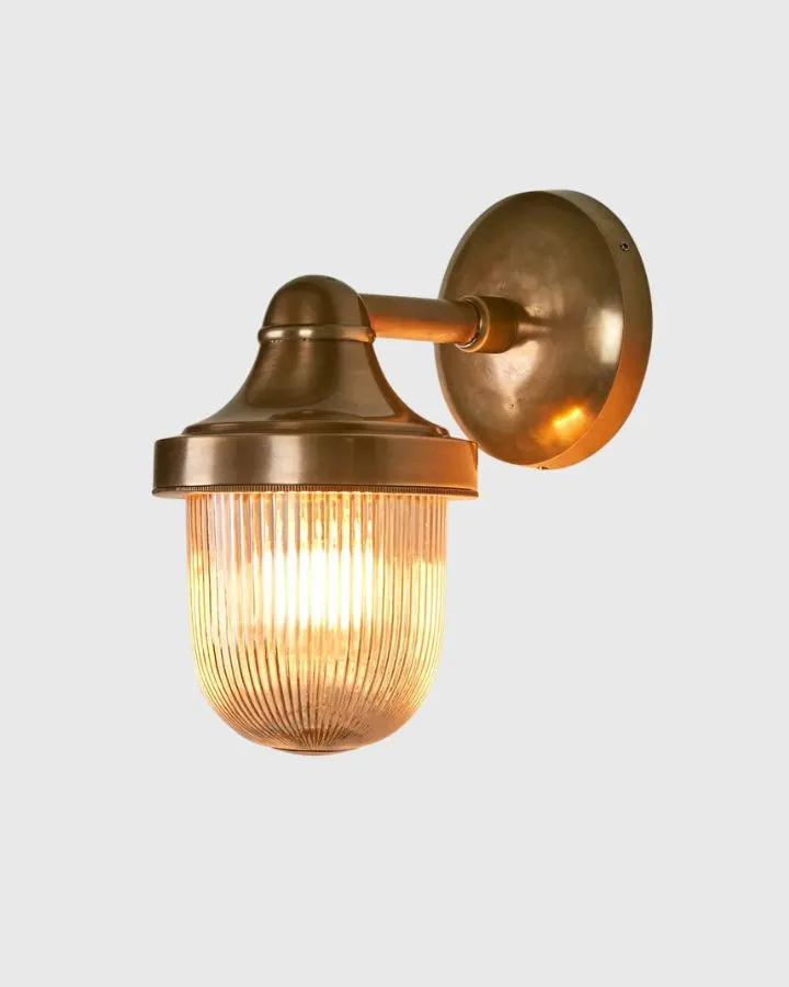 Outdoor Classic Brass Wall Light