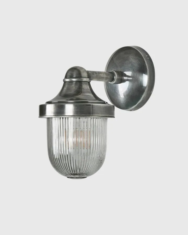 Outdoor Classic Brass Wall Light
