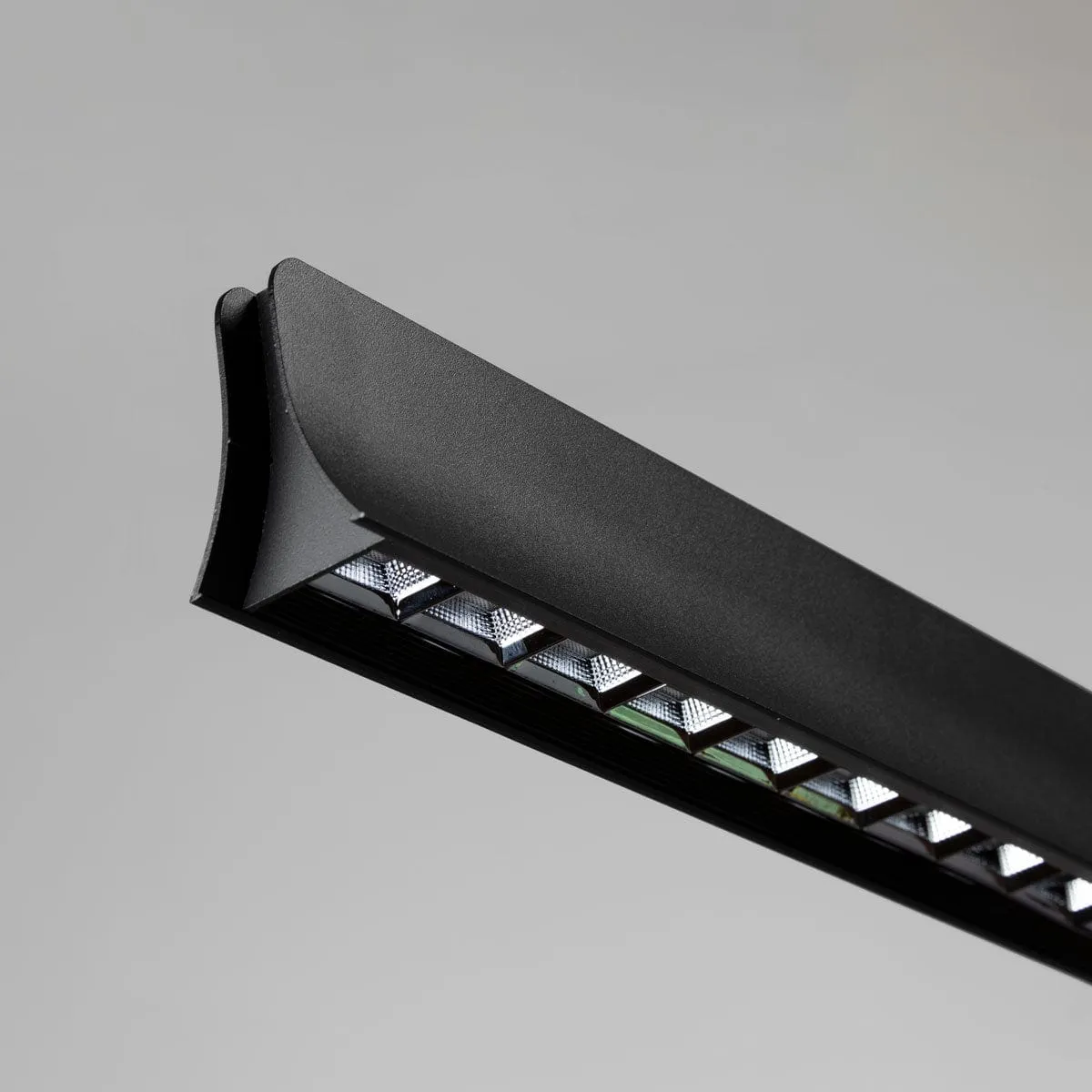 RENZ LINEAR PENDANT